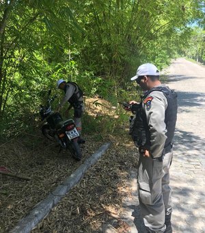 Polícia Militar recupera motocicleta furtada no bairro Jardim Petrópolis 