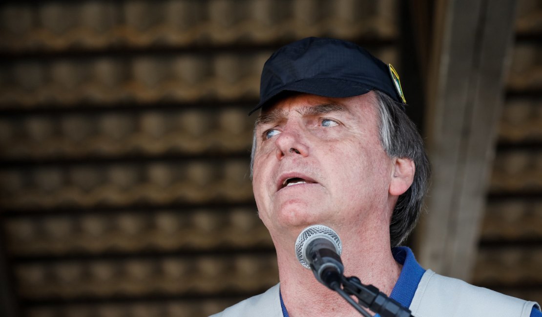 ‘Amazônia pertence ao povo brasileiro’, diz Bolsonaro em discurso no Rio