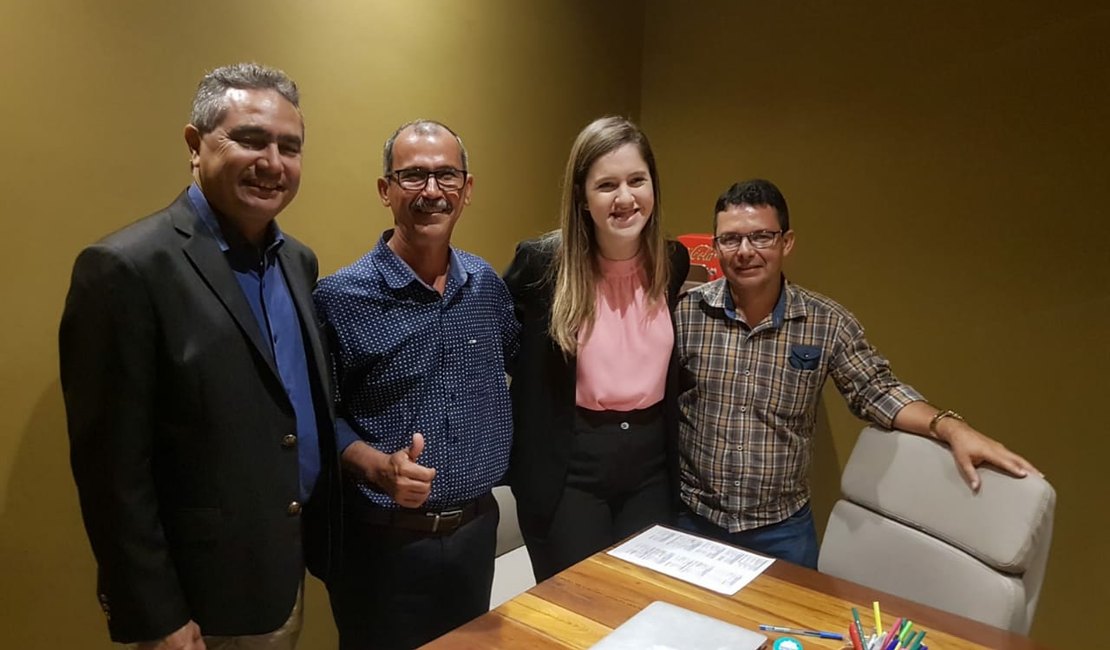 Beron e Manoelzinho firmam aliança política em Jacuípe
