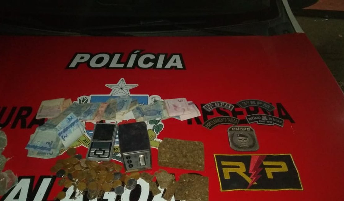 Um foge e outro é preso após flagrante de tráfico de drogas, em Arapiraca 