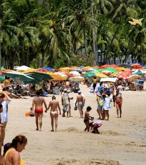Dezenove trechos de praias estão impróprios para banho em Alagoas