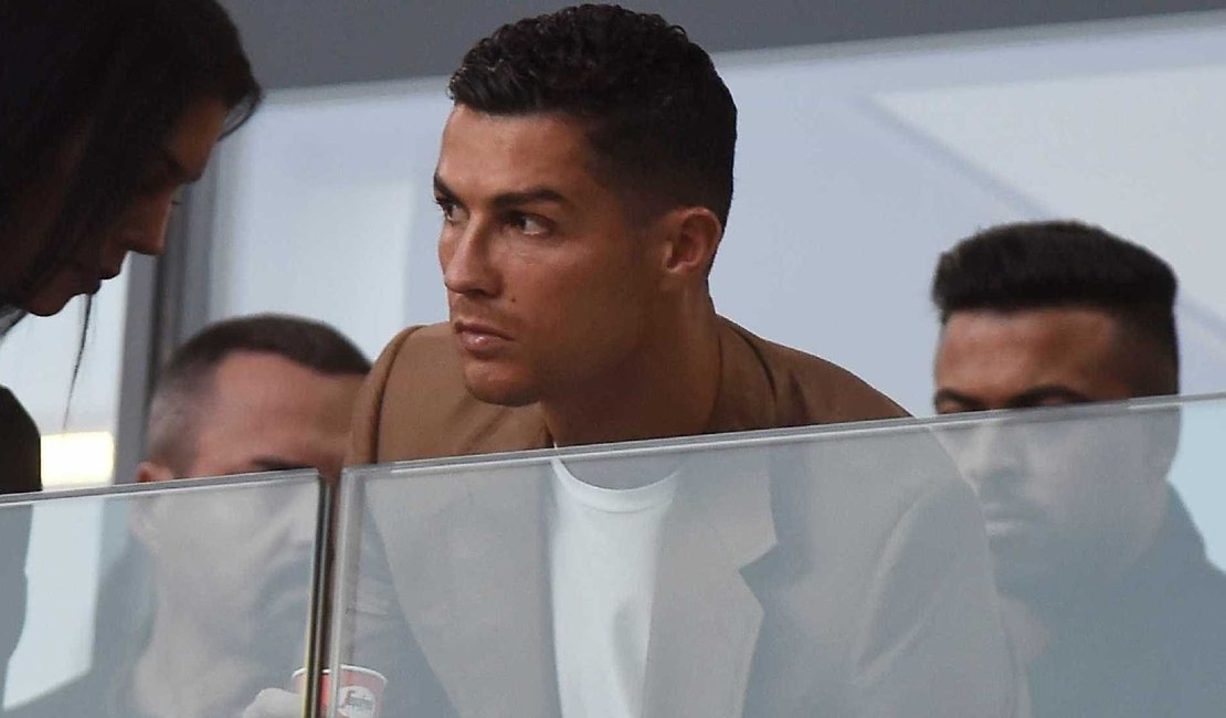Cristiano Ronaldo diz que acusação de estupro nos EUA é 'fake news'