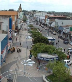 Depois de Maceió, Arapiraca é a cidade que mais fecha empresas em Alagoas, diz Juceal