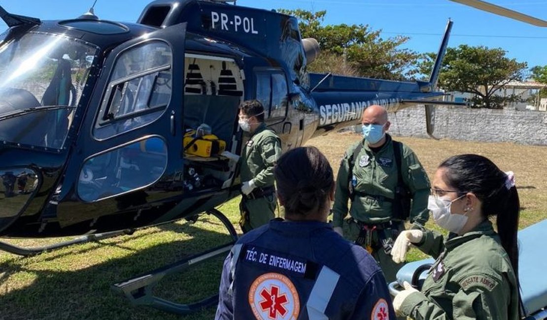 Teto de residência desaba e mulher fica soterrada em Novo Lino