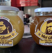 Vendedora de mel chilena dá nome de 'Miel Gibson' a produto e é notificada por violação de direitos do ator