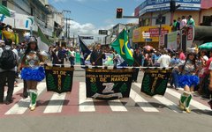 Desfile cívico-militar em Arapiraca no Dia da Independência 