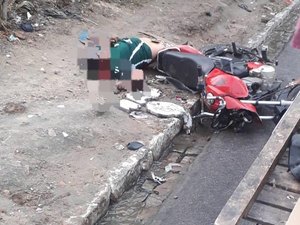 Motociclista sobra na pista e se envolve em grave acidente em Arapiraca