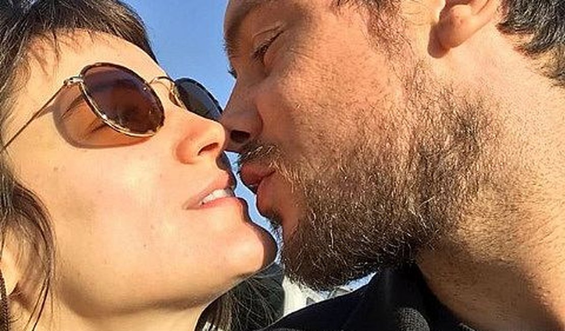 Após casamento exótico, Sérgio Guizé fala sobre isolamento com Bianca Bin