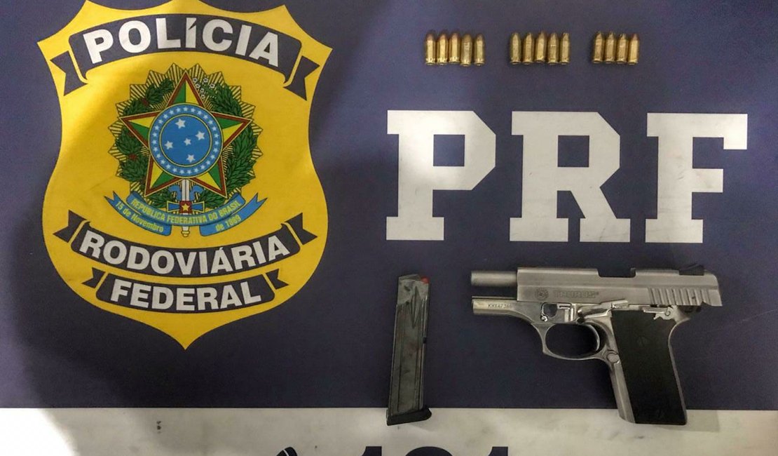 PRF detém homem por porte ilegal de arma de fogo na BR-101