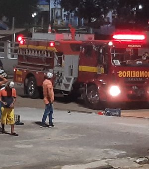 Casa pega fogo e mobiliza Corpo de Bombeiros na cidade de Paripueira