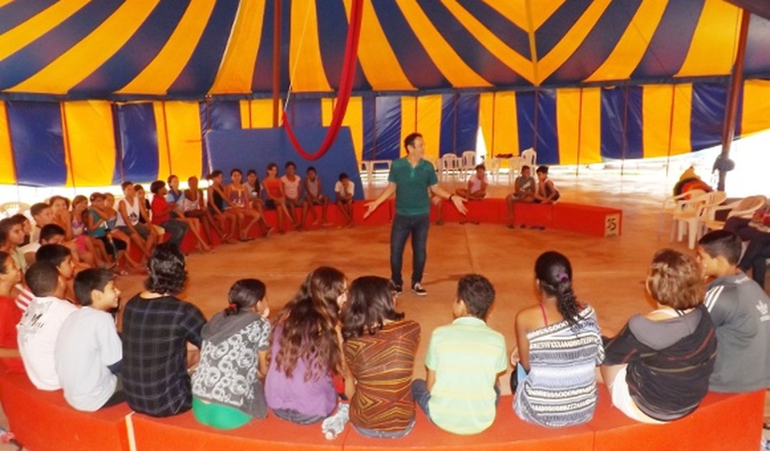 Arapiraquenses irão se apresentar no circo de Marcos Frota