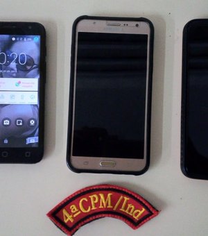 Dupla é presa com celulares roubados no Centro de Atalaia