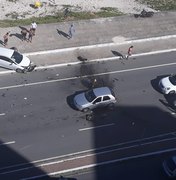 [Vídeo] Acidente envolvendo dois carros deixa quatro pessoas feridas no Pontal da Barra