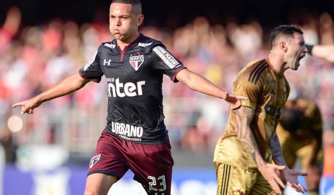Brasileirão: Corinthians empata, Santos e Grêmio encostam e Tricolor deixa o Z-4