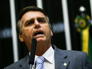 [Vídeo] Bolsonaro disse em 2017 que reforma com 65 anos é 'falta de humanidade'