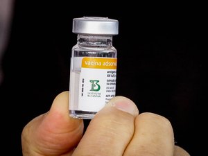 Mais de 13 mil doses da CoronaVac são distribuídas para municípios retomarem a aplicação da D2