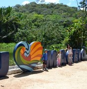 Parque Municipal ganha totem do 'Eu amo Maceió'