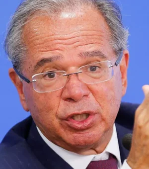 Paulo Guedes quer imposto sobre mais ricos para bancar Auxílio Brasil em R$ 600