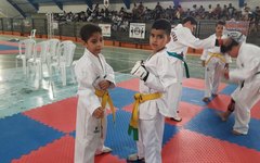 Lagoa da Canoa conquista nove medalhas no Alagoano de taekwondo