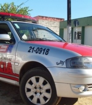 Duas pessoas vítimas de homicídio são encontradas dentro de automóvel em Maceió