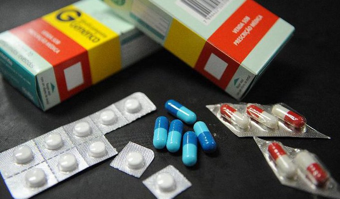 Farmacêuticas recolhem lotes de remédios com risco de contaminação