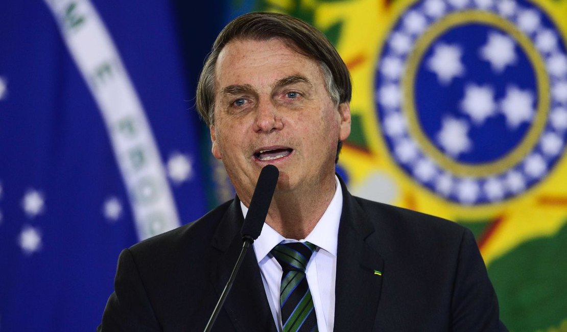 “Apelamos a caminhoneiros que não façam greve”, diz Bolsonaro