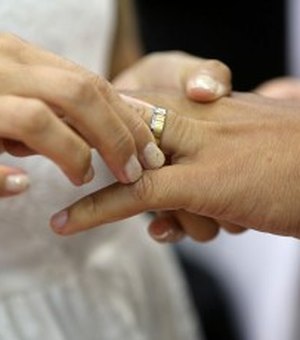 Casamento coletivo é realizado neste sábado (13) em Penedo