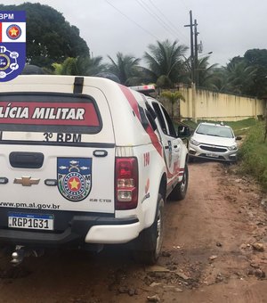 Policiais do 3º BPM recuperam veículo roubado que estava abandonado na zona rural de Arapiraca