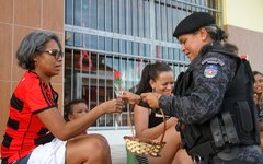 Militares da 2ª CPM/Ind fazem homenagem ao Dia Internacional da Mulher