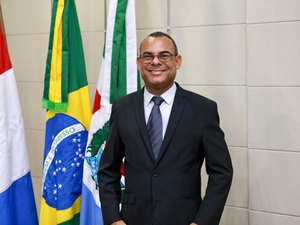 Fora da Câmara, futuro de Fábio Rogério será definido por JHC nesta semana