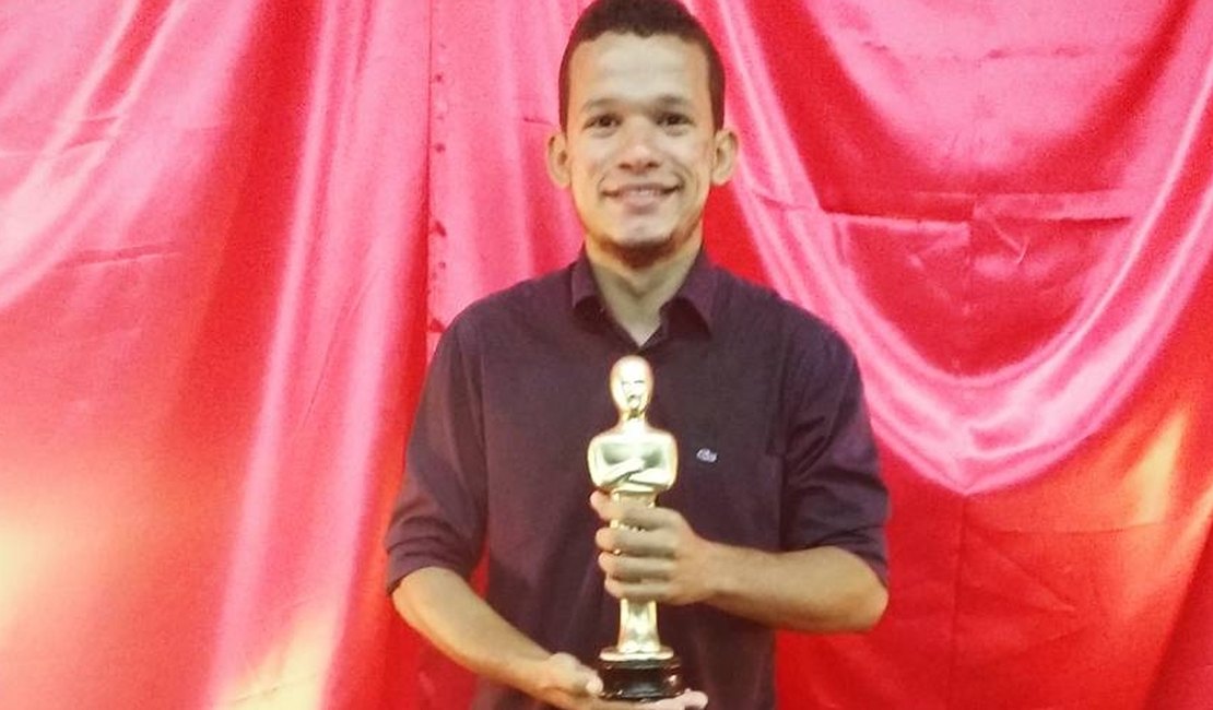 Ator quitundense Avaristo Martins é destaque no 'Oscar Alagoano'