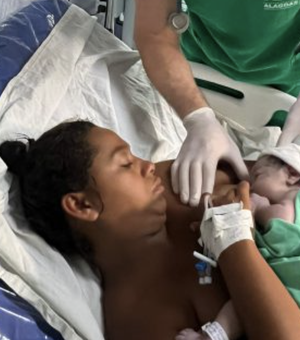 Primeiro bebê nascido em Alagoas em 2024 é uma menina de Delmiro Gouveia