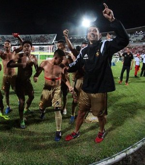 COPA DO NORDESTE: Sport derruba Santa Cruz no Arruda e pega o Bahia na final