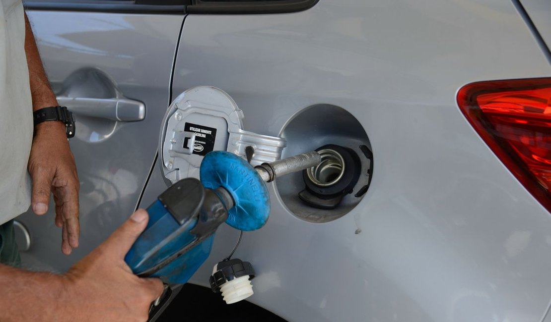 Gasolina se mantém com preço estável em Maceió