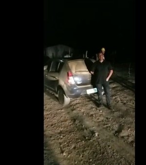 Vídeo: Policiais fingem ser do Gecoc e são detidos suspeitos de agredir ex-prefeito