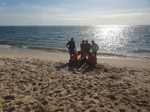 Corpo de turista é encontrado em praia de Marechal Deodoro