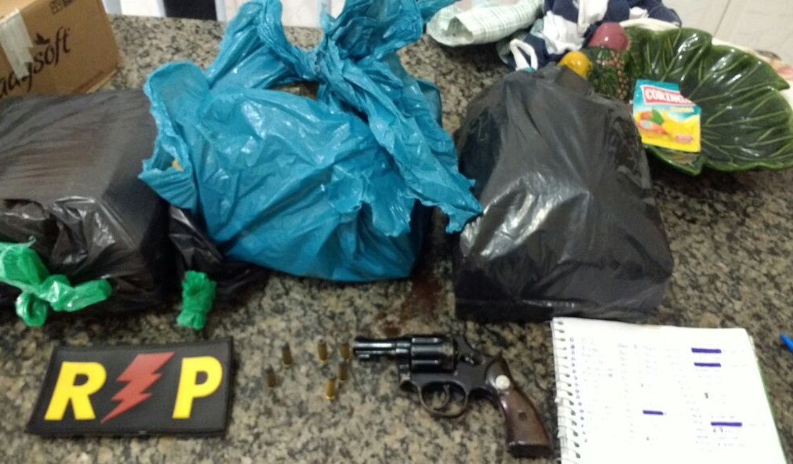 Trio é preso com 14,5 kg de maconha e arma de fogo na Região Metropolitana de Maceió