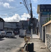 Falta de energia deixa semáforos apagados no bairro do Farol