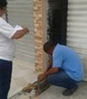 Técnicos da Casal fazem fiscalização e trabalho educativo em Arapiraca