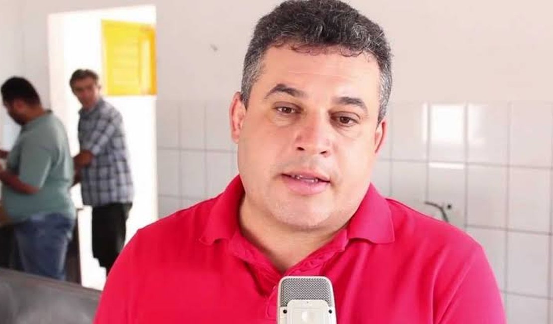 Ex-prefeito diz que possível atentado a Julio Cesar é uma “grande farsa”