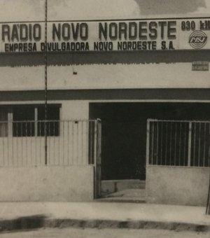 Rádio Novo Nordeste: pioneira no mercado da comunicação oficial de Arapiraca 