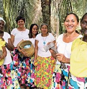 Quebradeiras de babaçu fazem apresentação na Casa da Cultura em Arapriaca