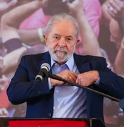 Gilmar Mendes diz que Lula pode pleitear indenização por ter passado 580 dias preso injustamente
