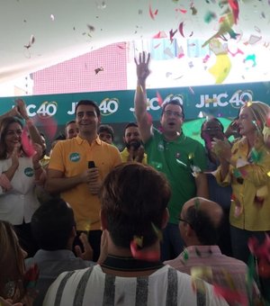 JHC (PSB) oficializa candidatura à prefeitura de Maceió em convenção partidária