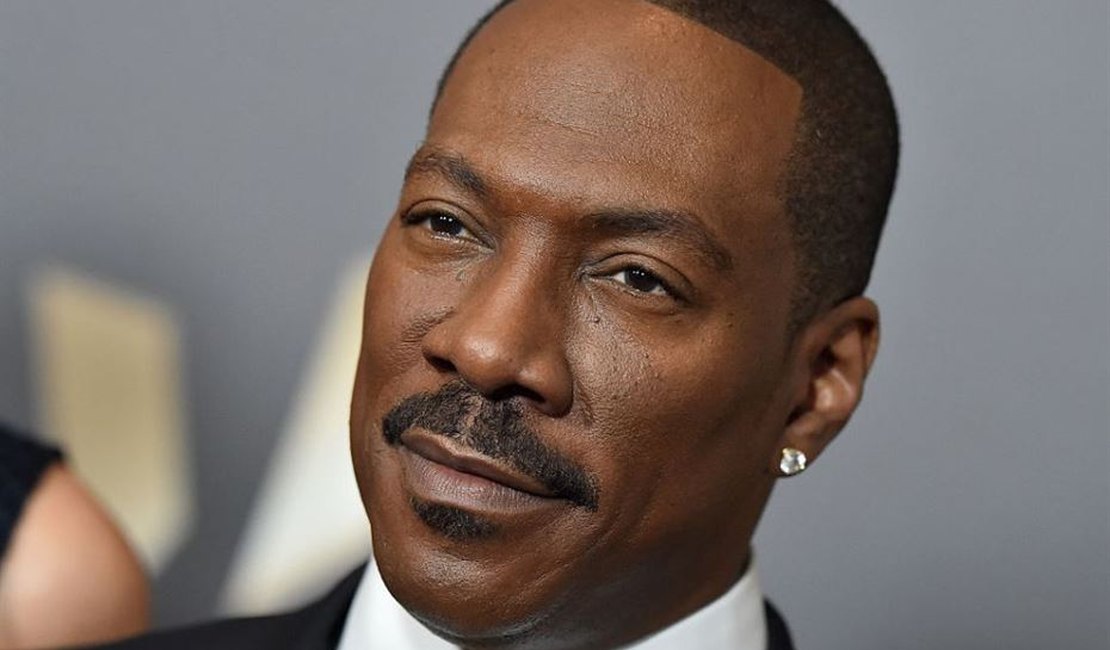 Eddie Murphy negocia acordo de R$ 260 milhões para voltar a fazer stand-up após mais de 30 anos