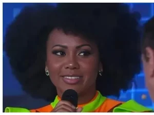 Ex-bailarina de Ratinho após constrangimento racista: 'Desestabilizada'