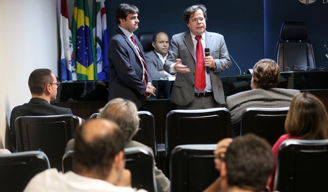 TJ medeia conciliação entre médicos do PAM Salgadinho e Prefeitura de Maceió