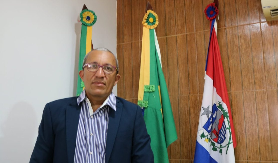 Vereador Silvinho desiste da disputa para prefeito de Japaratinga