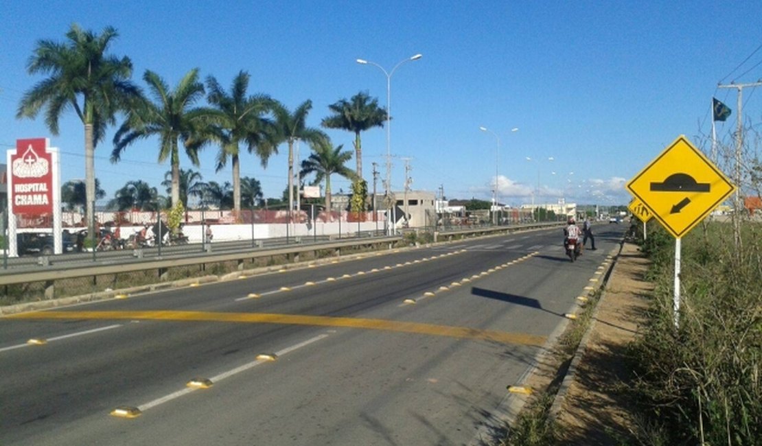Após acidentes, DER estuda instalação de passarelas na Avenida José Alexandre