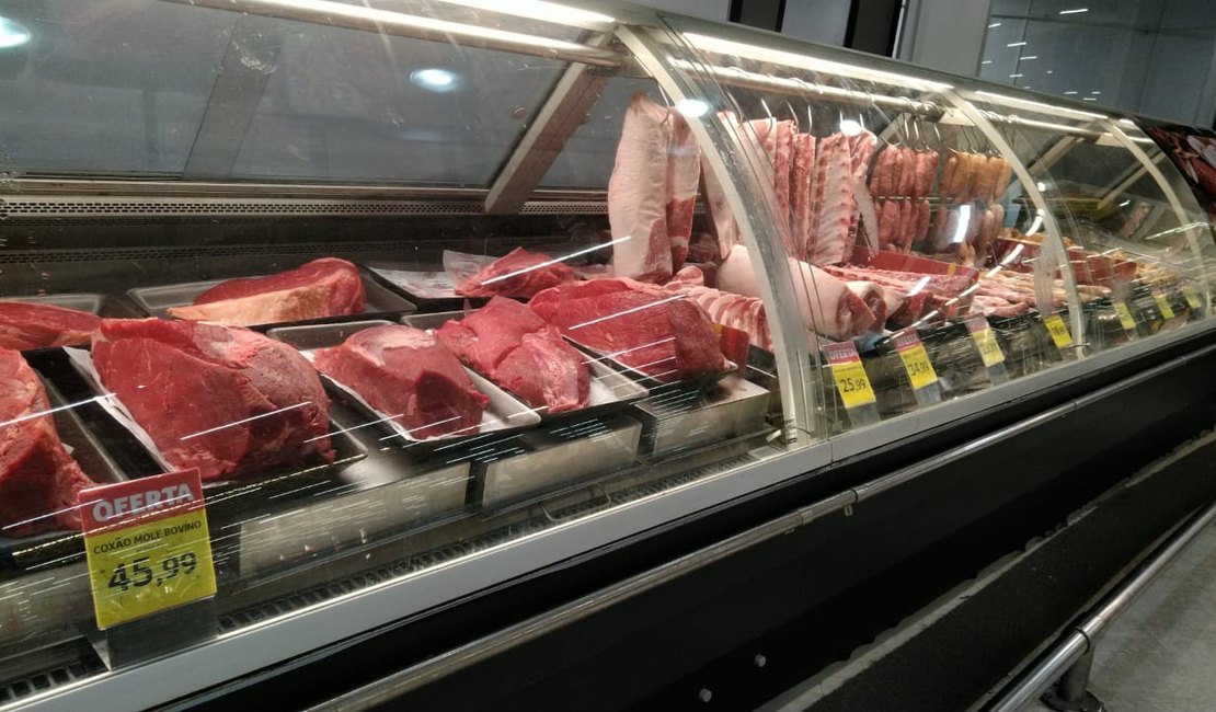 Consumo de carne e pão sofre queda com alta dos preços; bife pode chegar a R$ 45,99 em Maceió